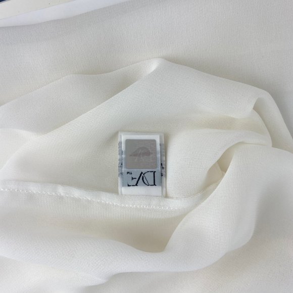 NWT Diane von Furstenberg DVF Silk Embroidered Blouse-V-Neck Top-Work to Weekend - Picture 13 of 16